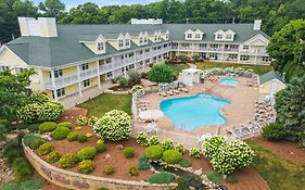 Kelleys Island Venture Resort